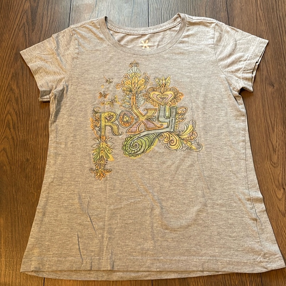 Vintage Roxy graphic tee! 🌊